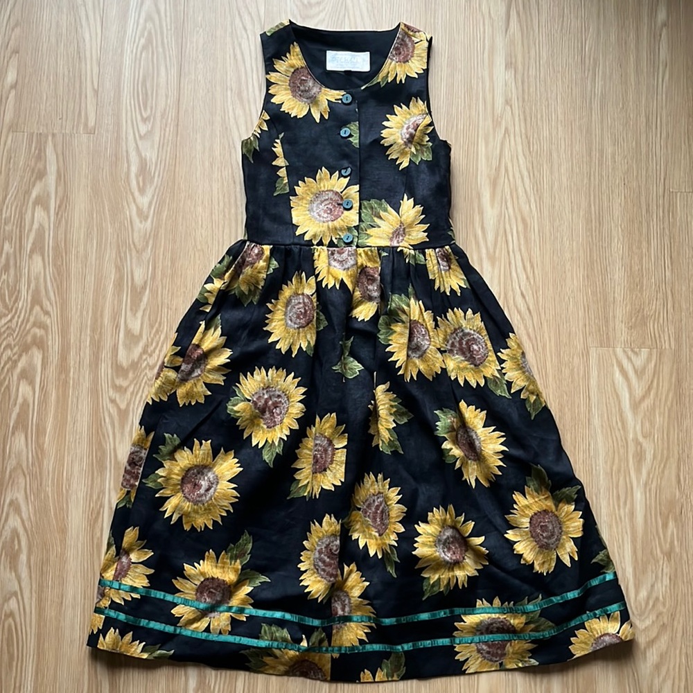 VINTAGE Austrian Linen Sunflower Dirndl Dress, XXS